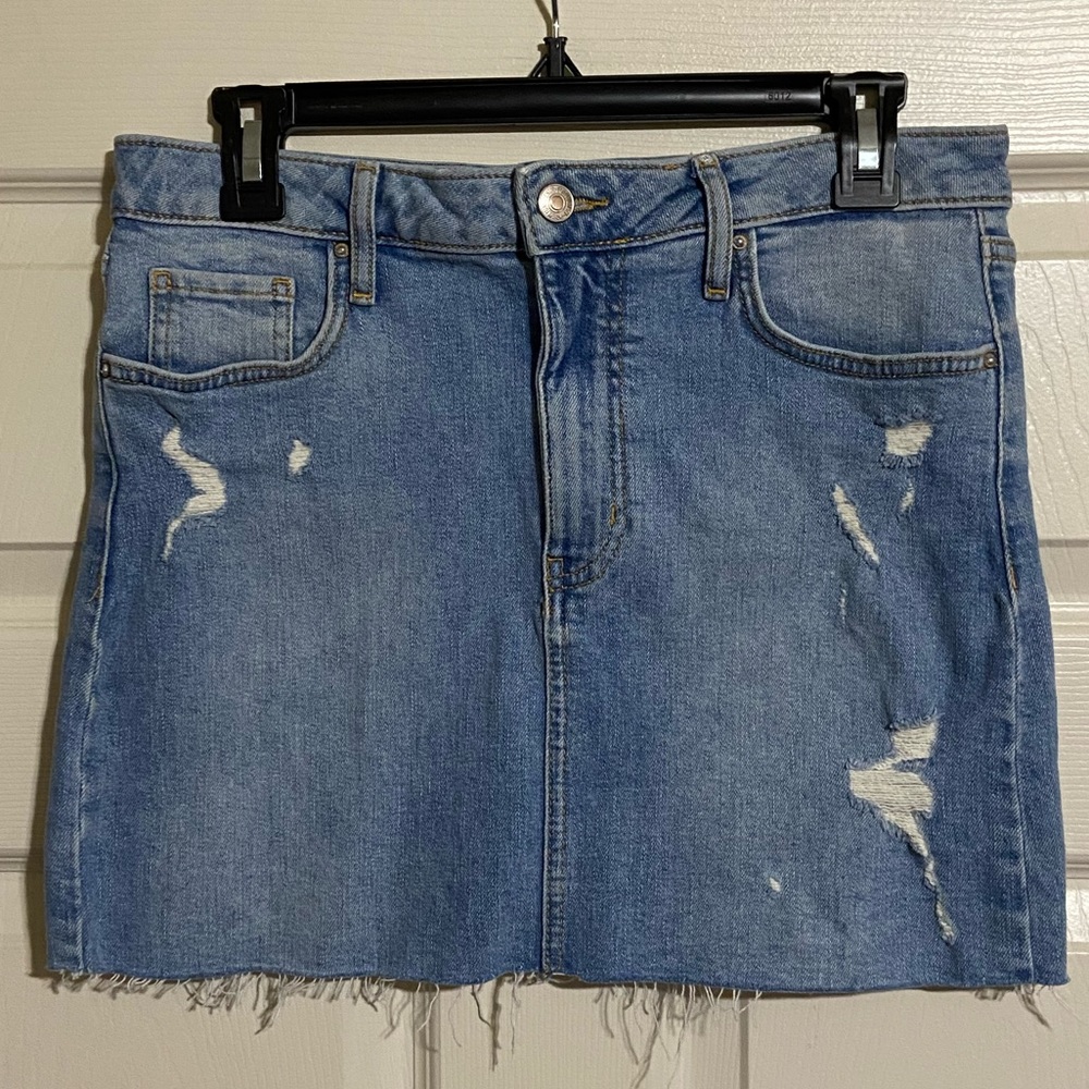 Forever 21 Light Wash Distressed Skirt